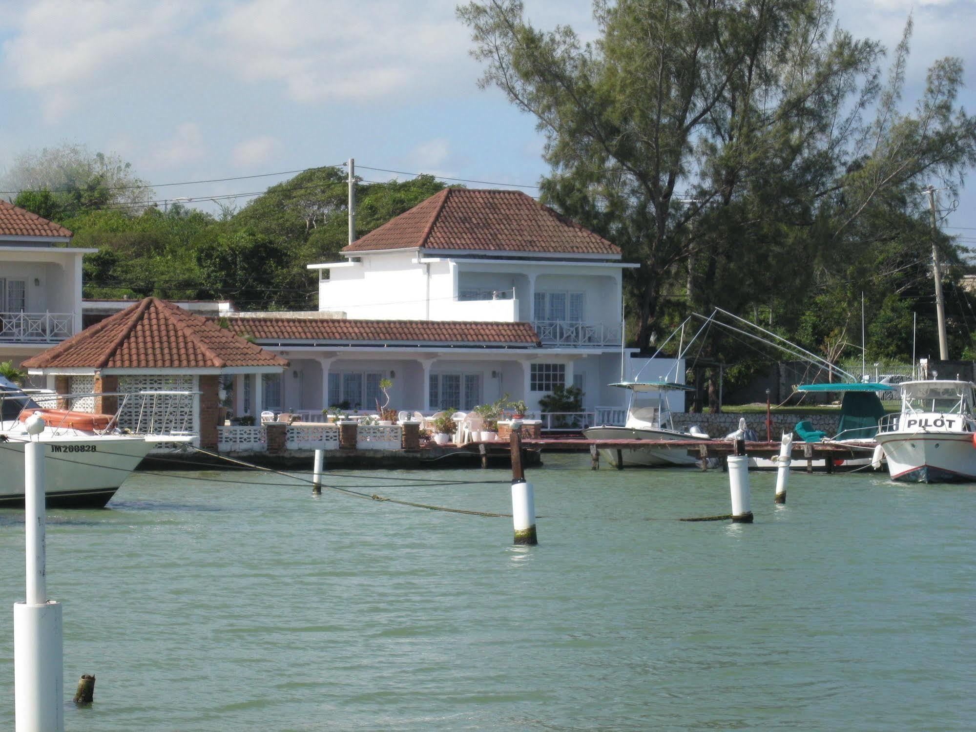Fisherman's 3* Florence Hall