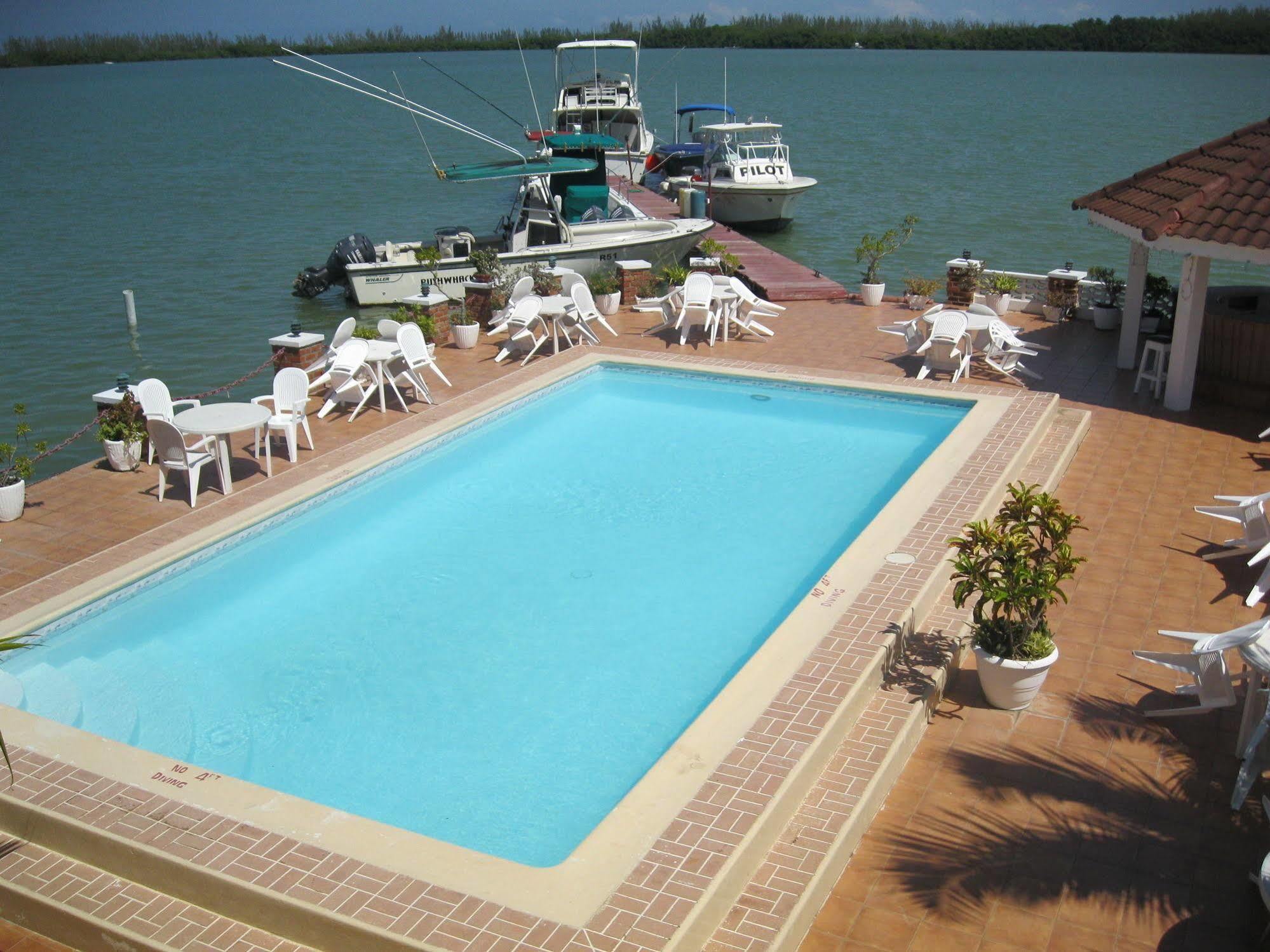 Hotel Fisherman's 3*