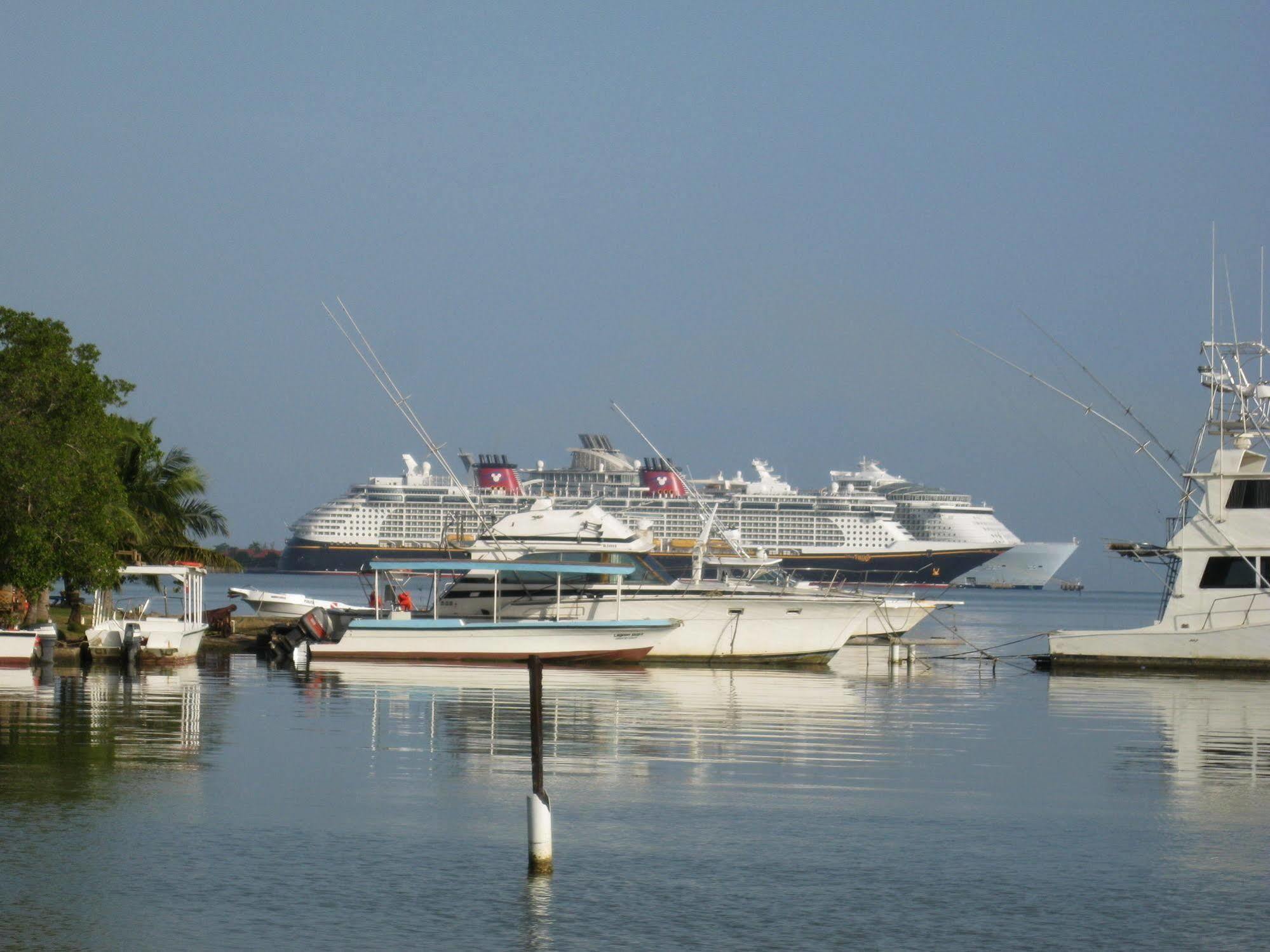 Hotel Fisherman's 3*