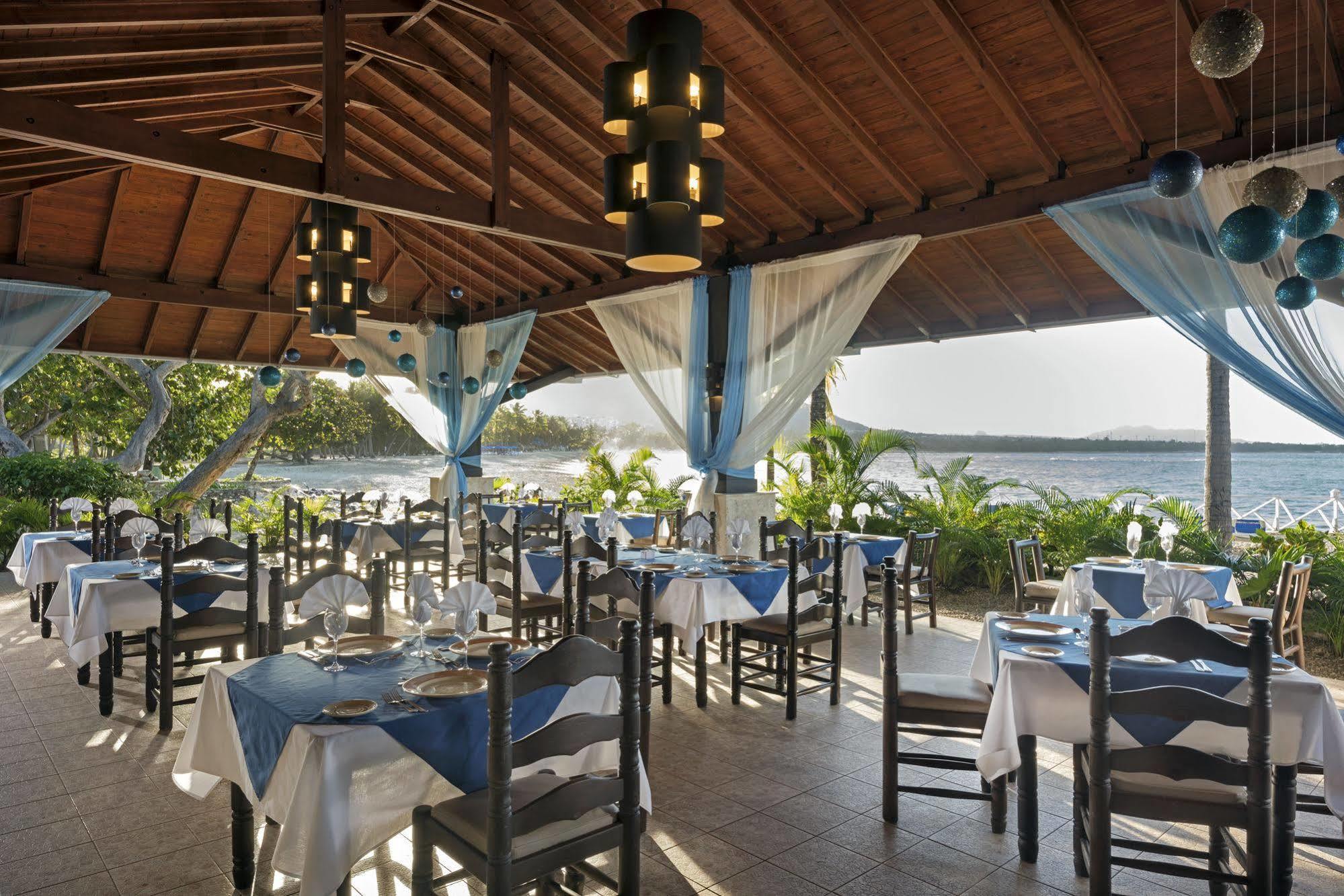 Grand Paradise Playa Dorada Resort 4*