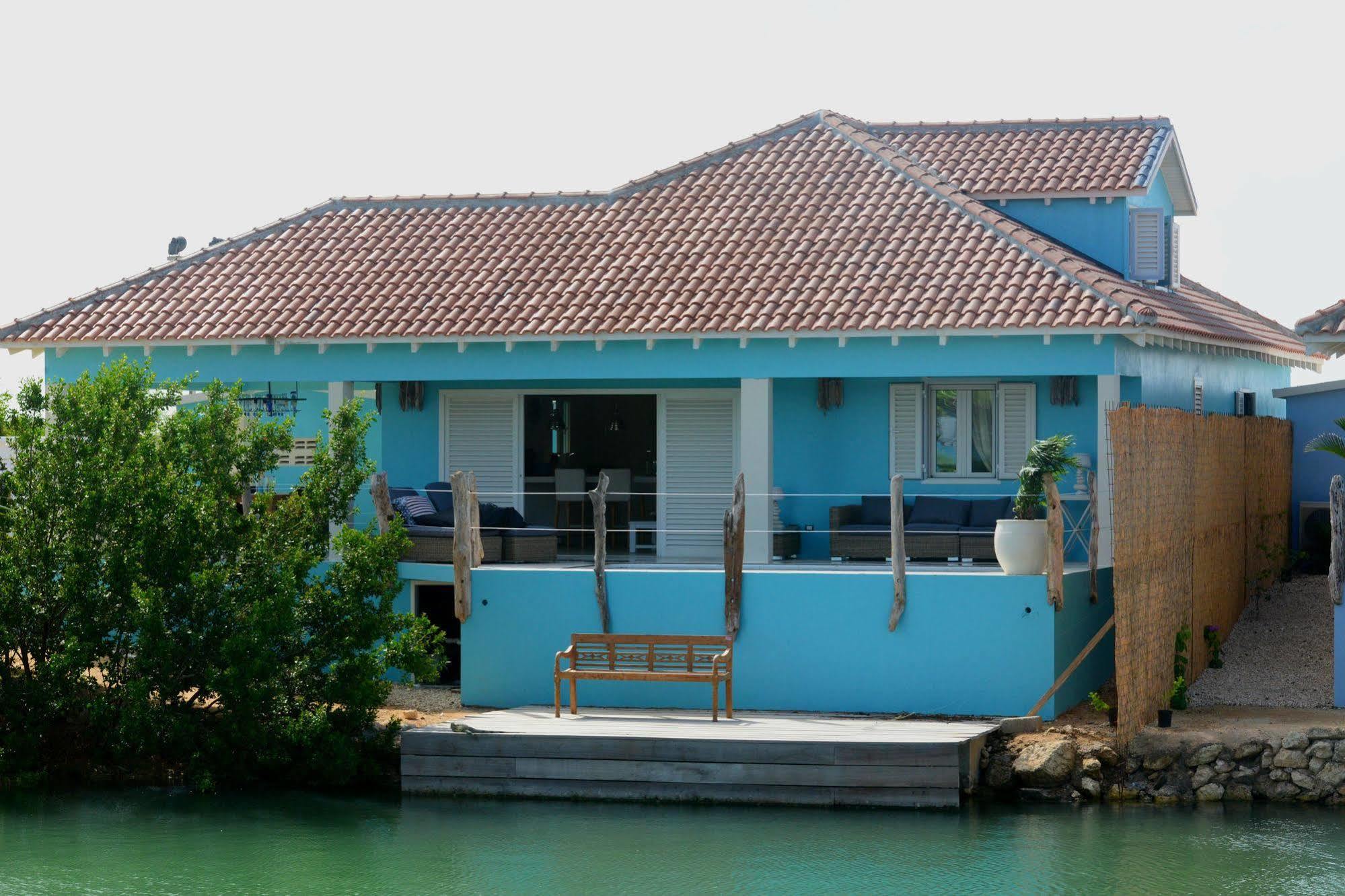 Hotel Ocean Breeze Boutique & Marina 3*