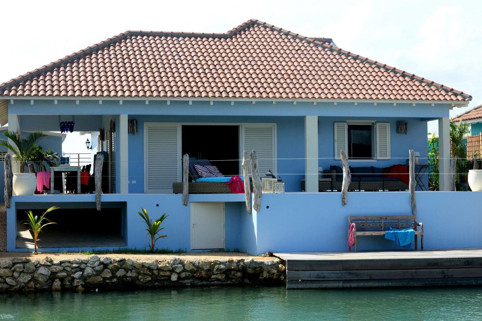 Ocean Breeze Boutique & Marina Kralendijk (Bonaire)