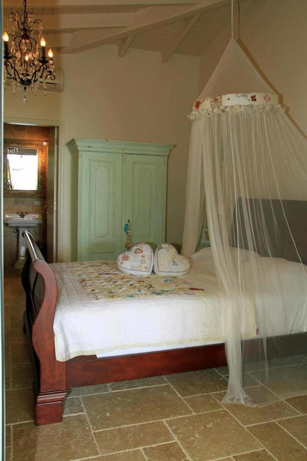 Ocean Breeze Boutique & Marina 3*