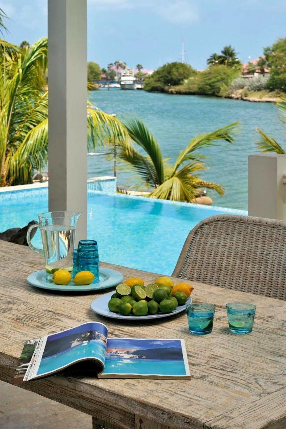 Hotel Ocean Breeze Boutique & Marina 3*