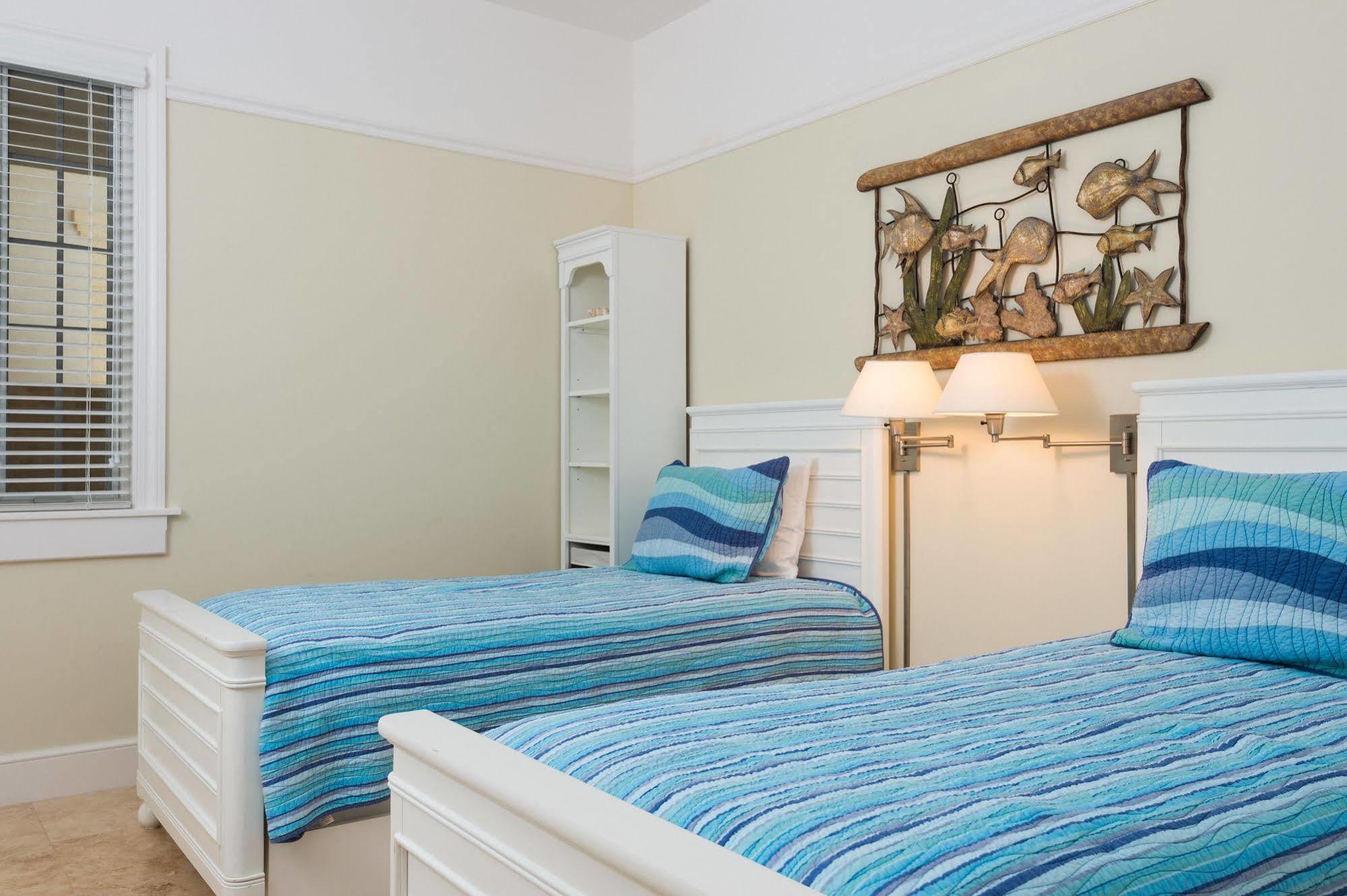 The Regent Grand 5* Grace Bay