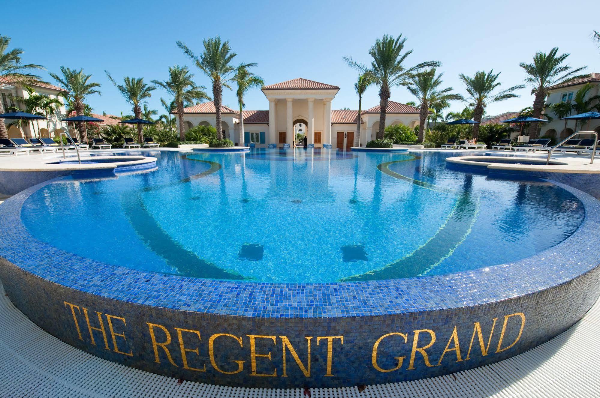 Resort The Regent Grand Grace Bay