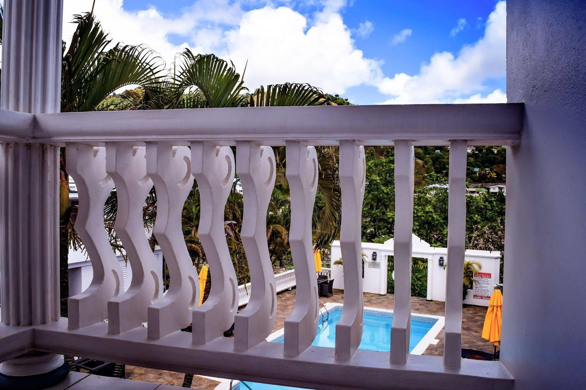 Grenadine House