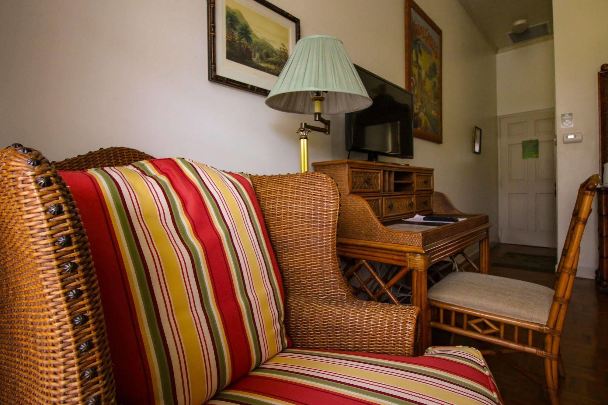 Grenadine House Hotel 4*