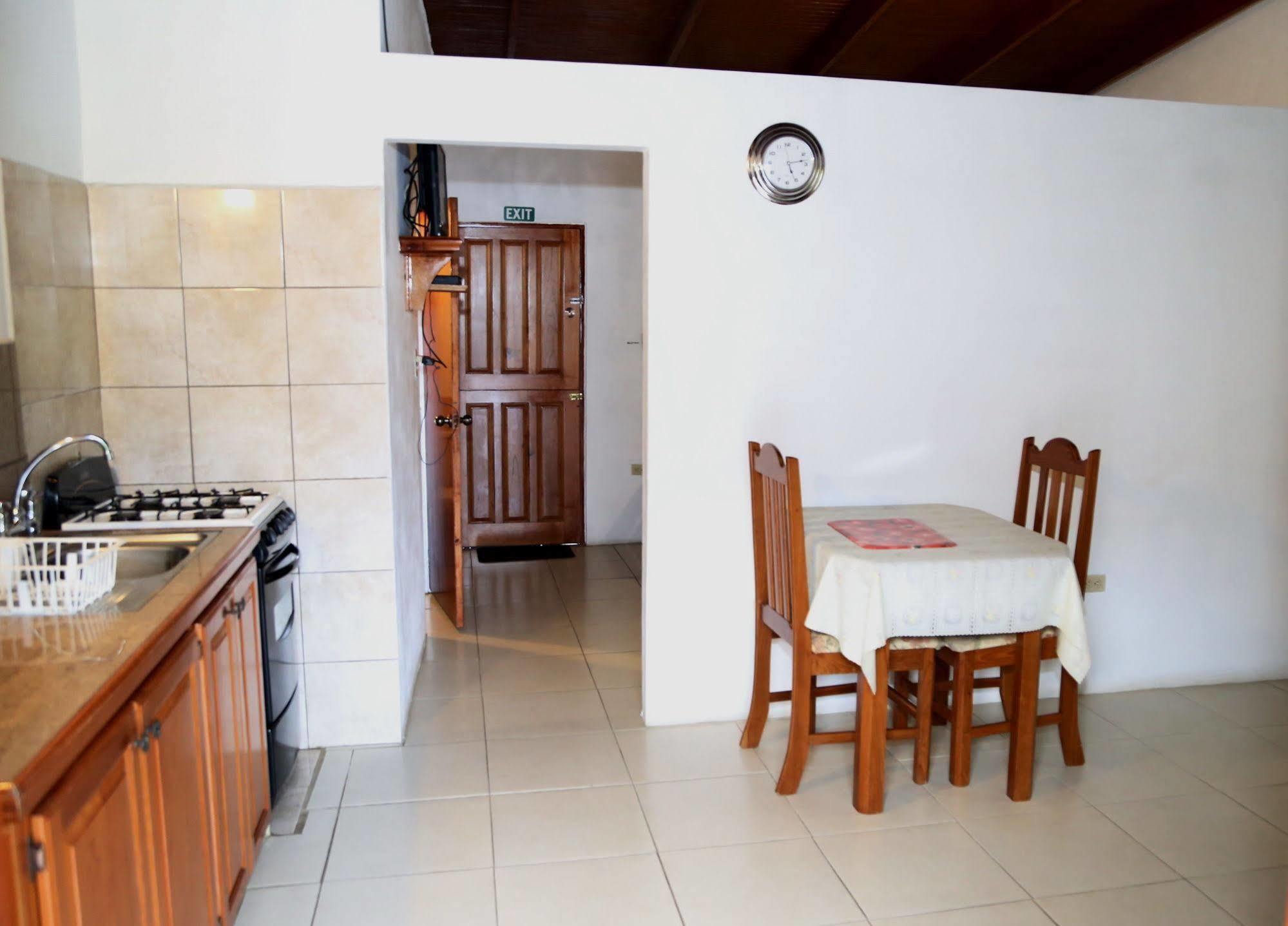 Lesville Tobago Hotel 3*