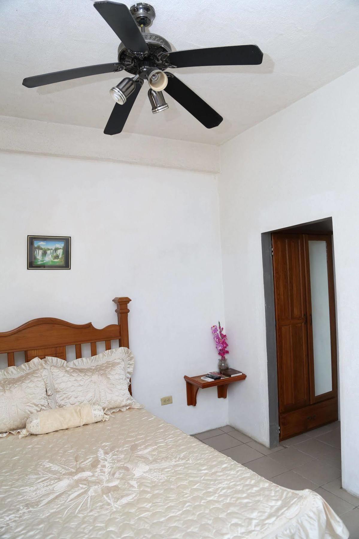 Hotel Lesville Tobago 3*