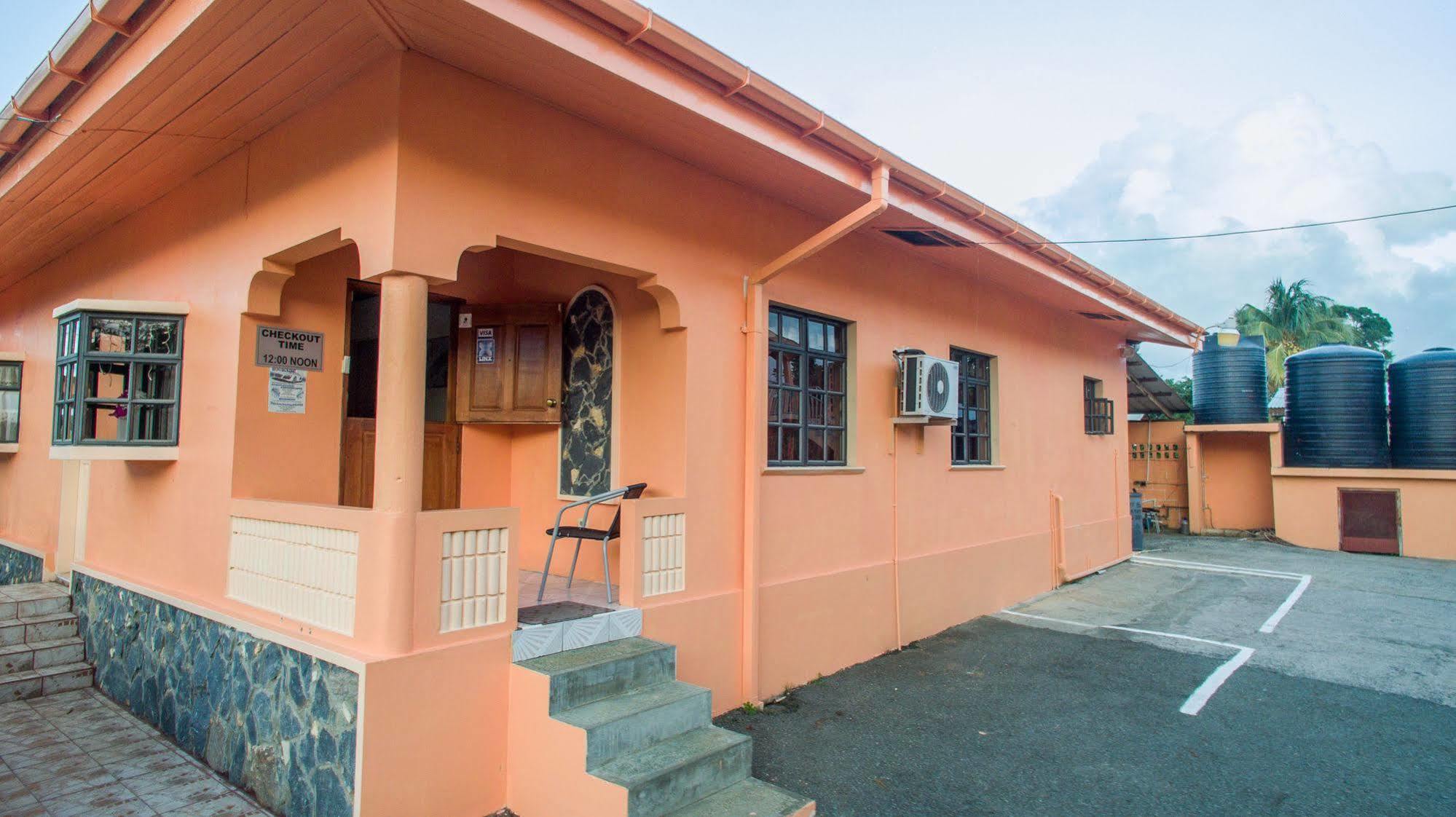 Lesville Tobago 3*