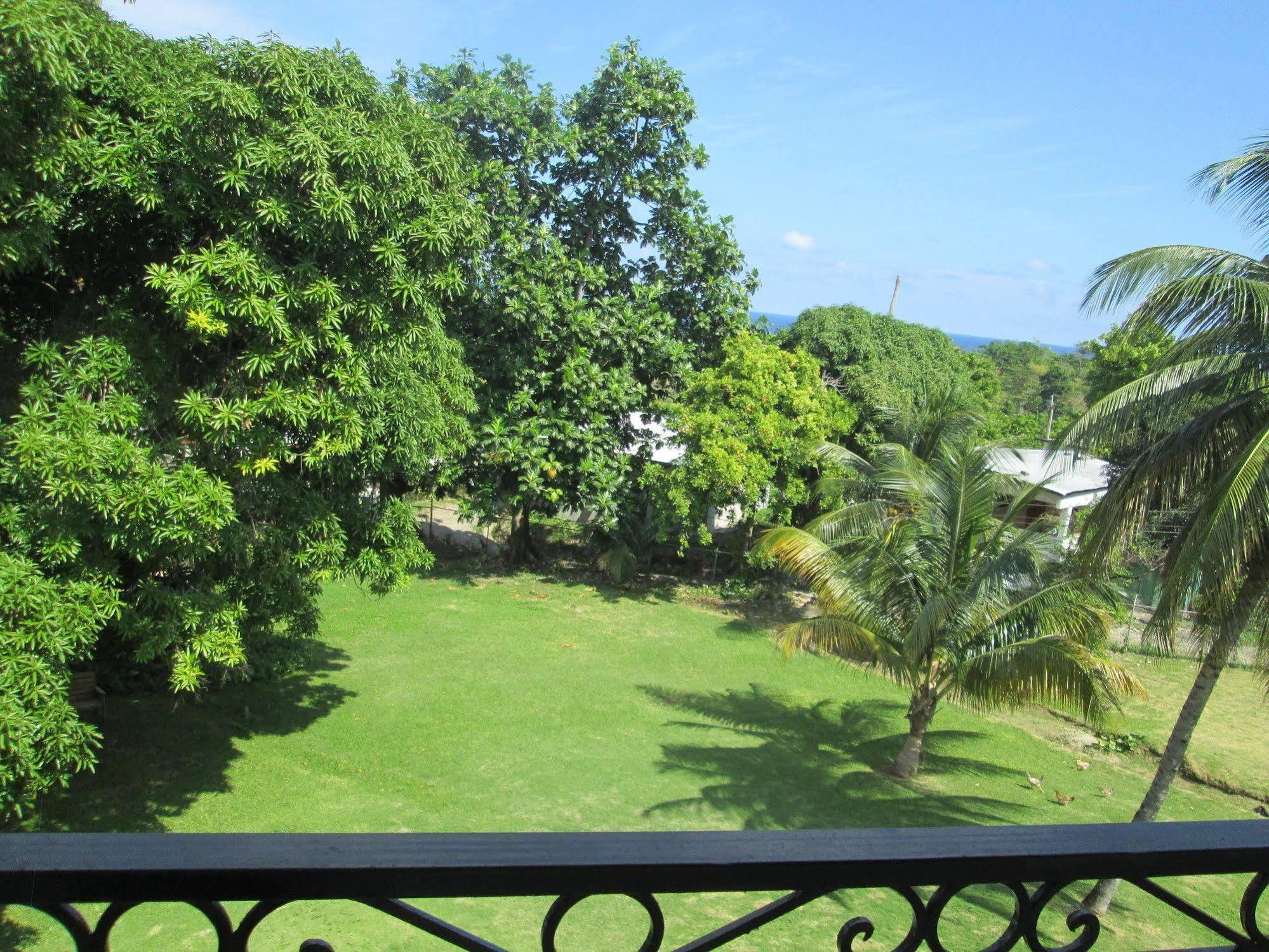 Paradise 2* Port Antonio
