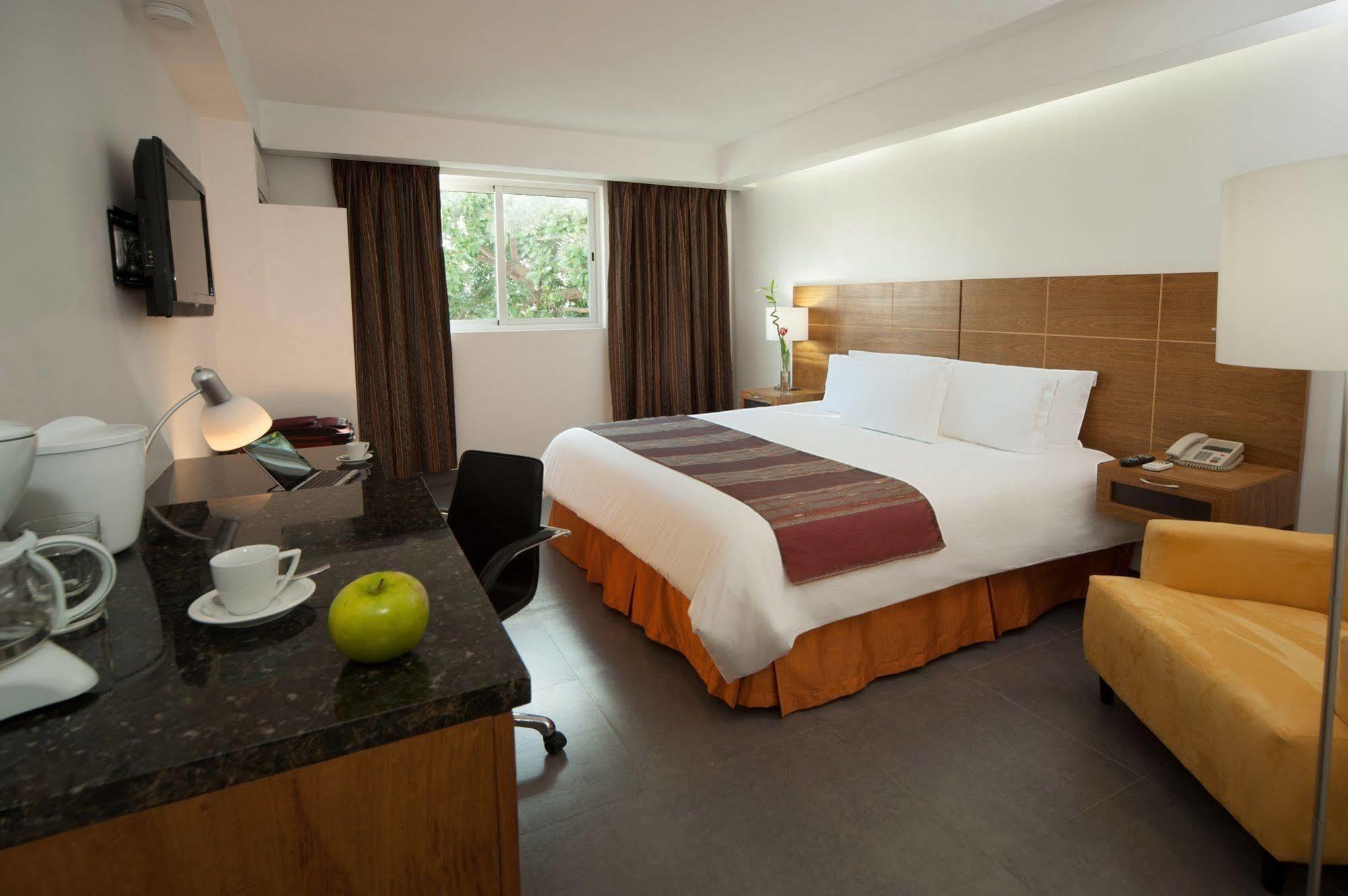 Aladino Hotel 3*