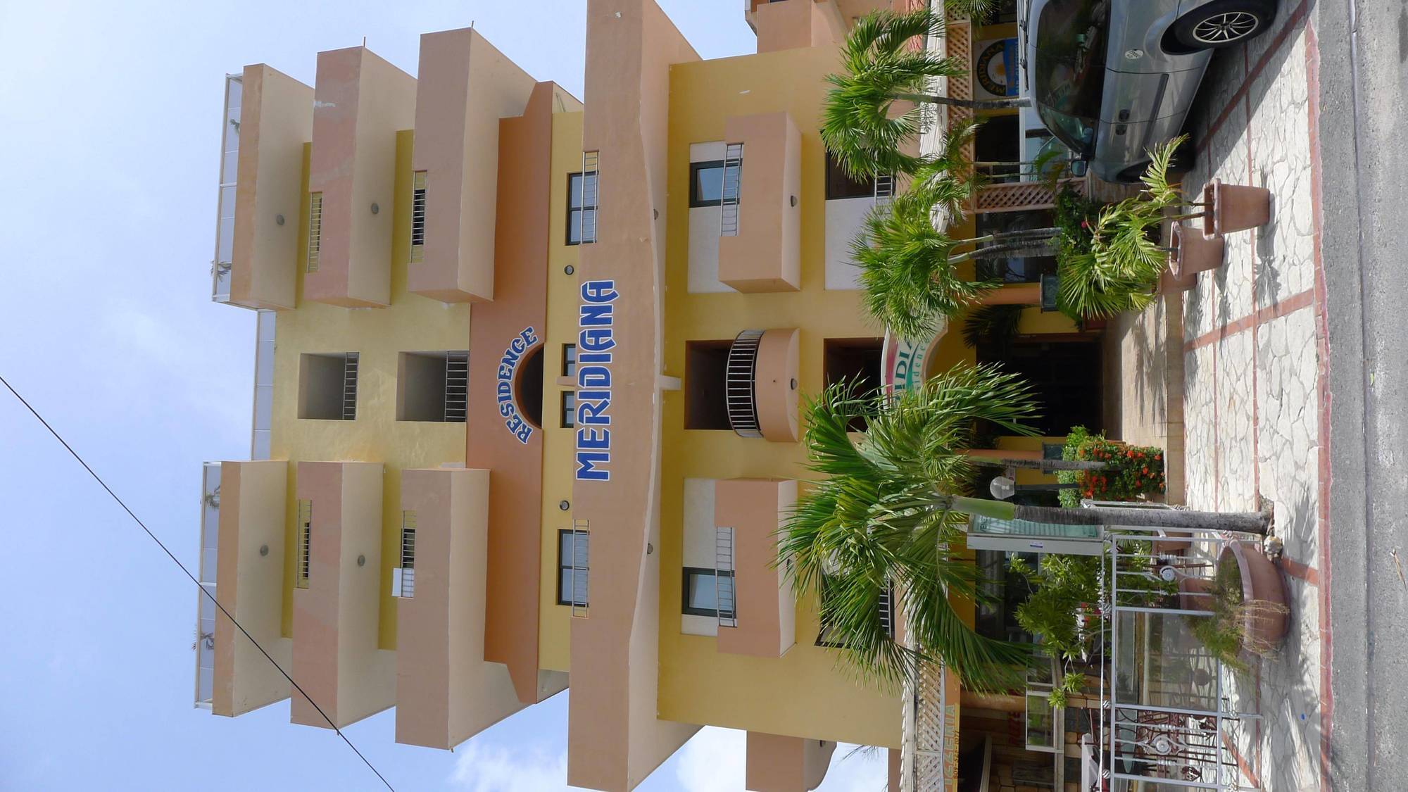 Aparthotel Meridiana 3*