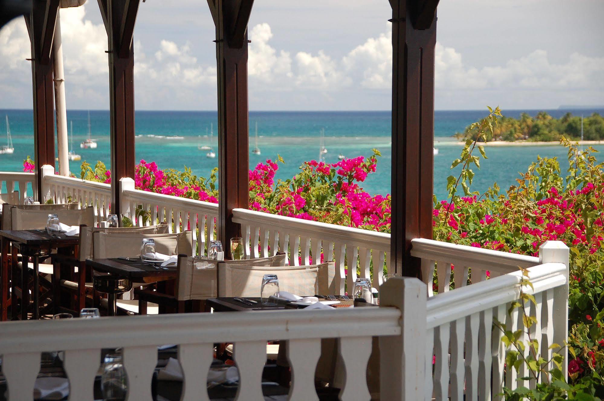 De La Vieille Tour Hotel