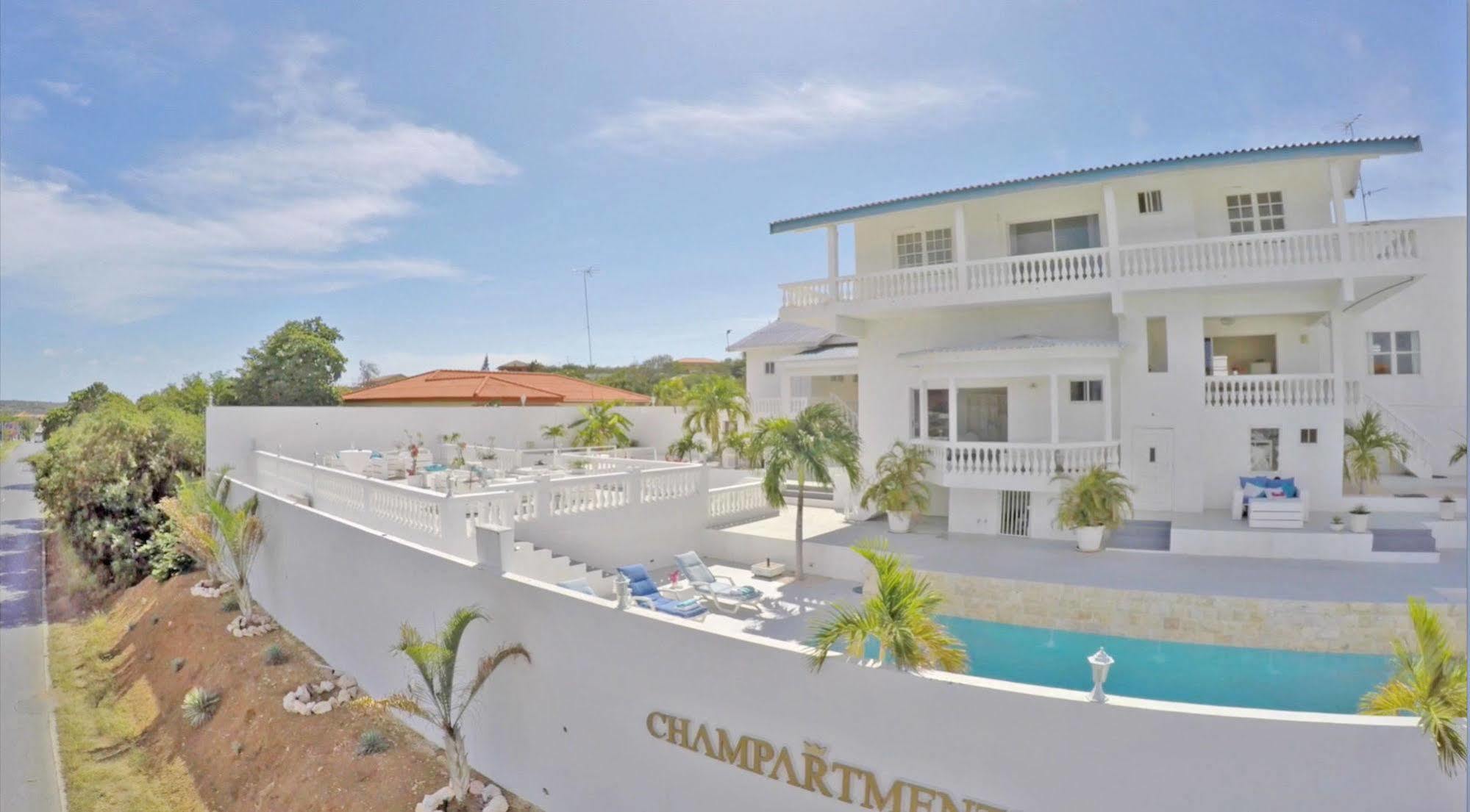 Champartments - & Cristal