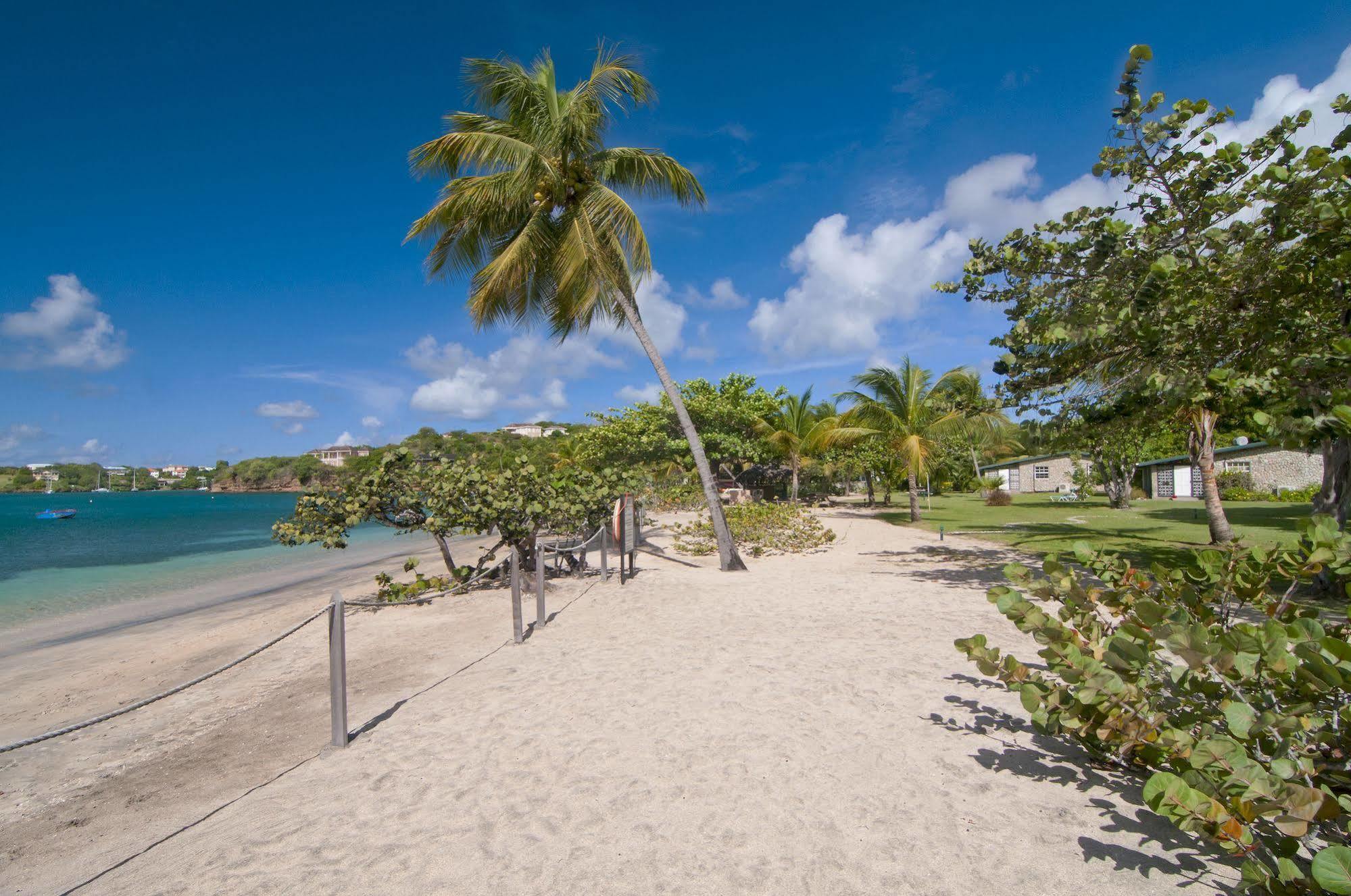 Resort Lance Aux Epines Cottages 2*