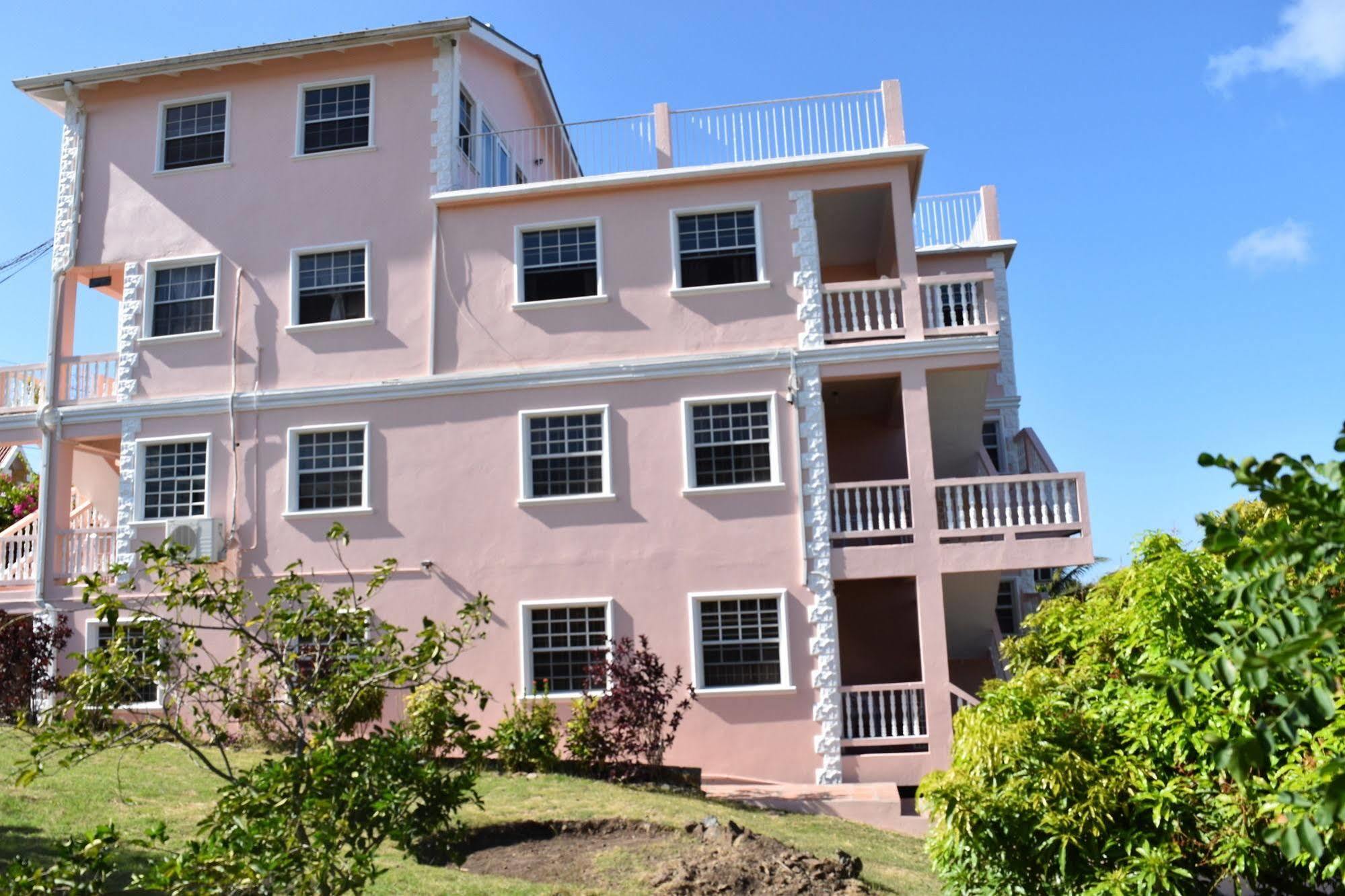 Aparthotel Aanola 3*