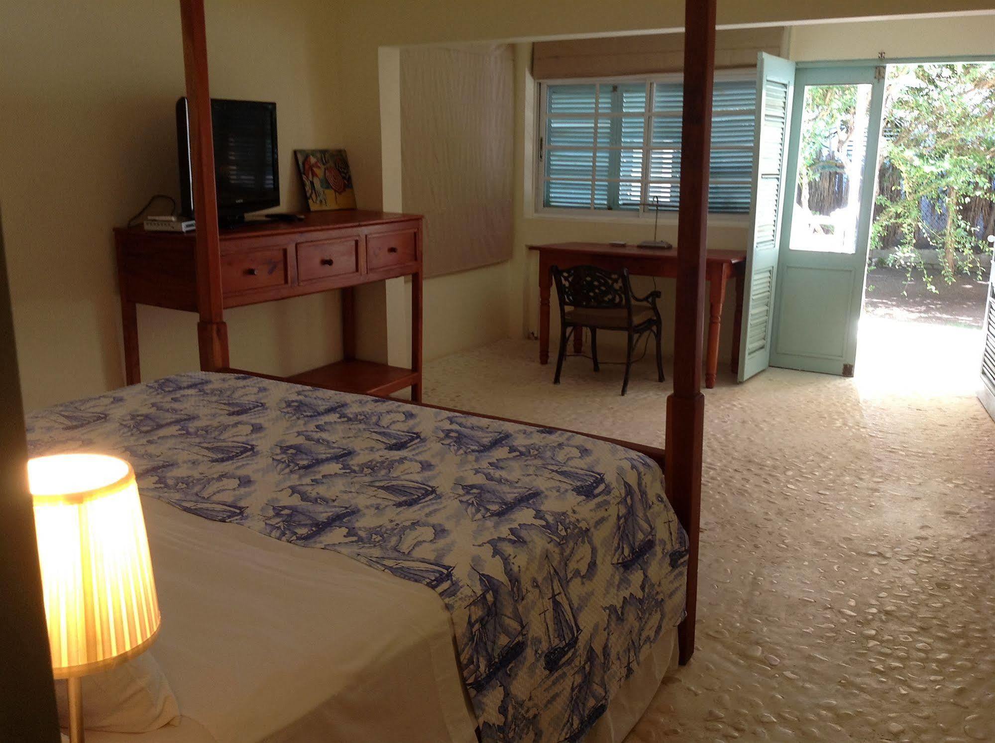 Hotel Piratas Del Caribe Paraíso