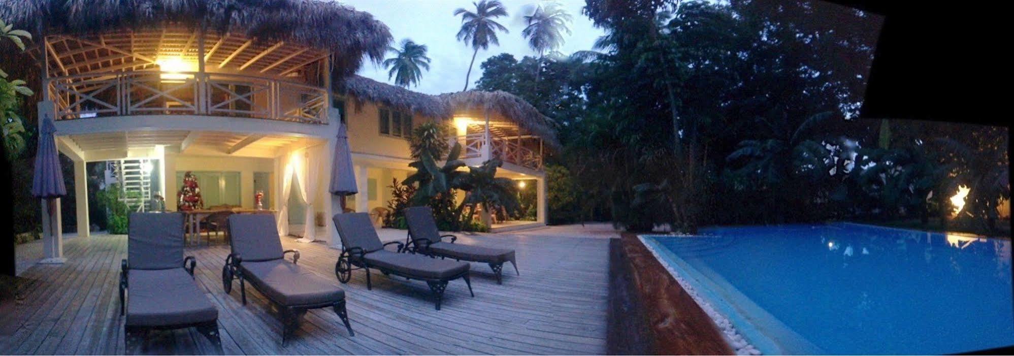 Piratas Del Caribe Hotel Paraíso