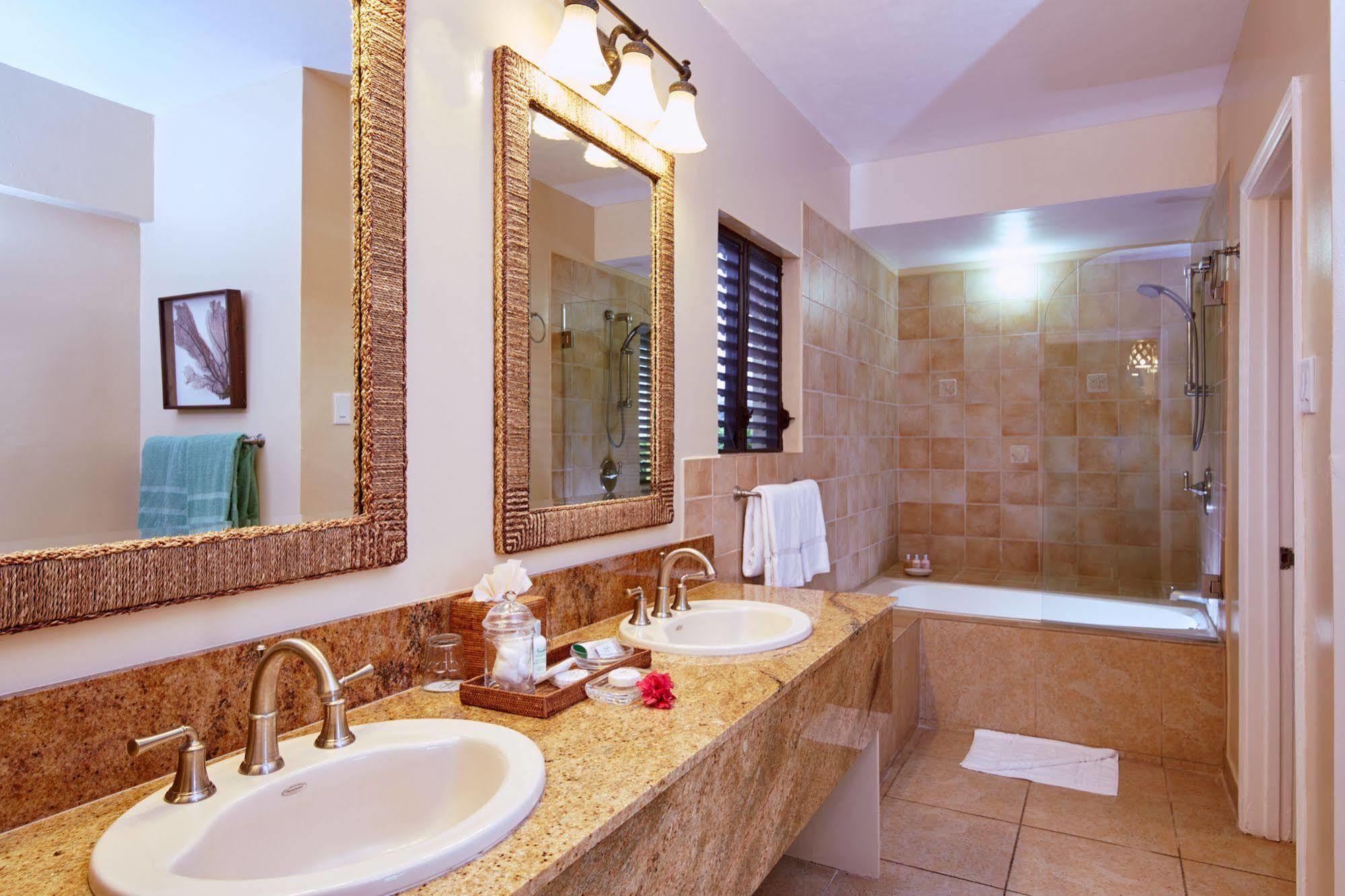 Resort Nisbet Plantation Club 4*