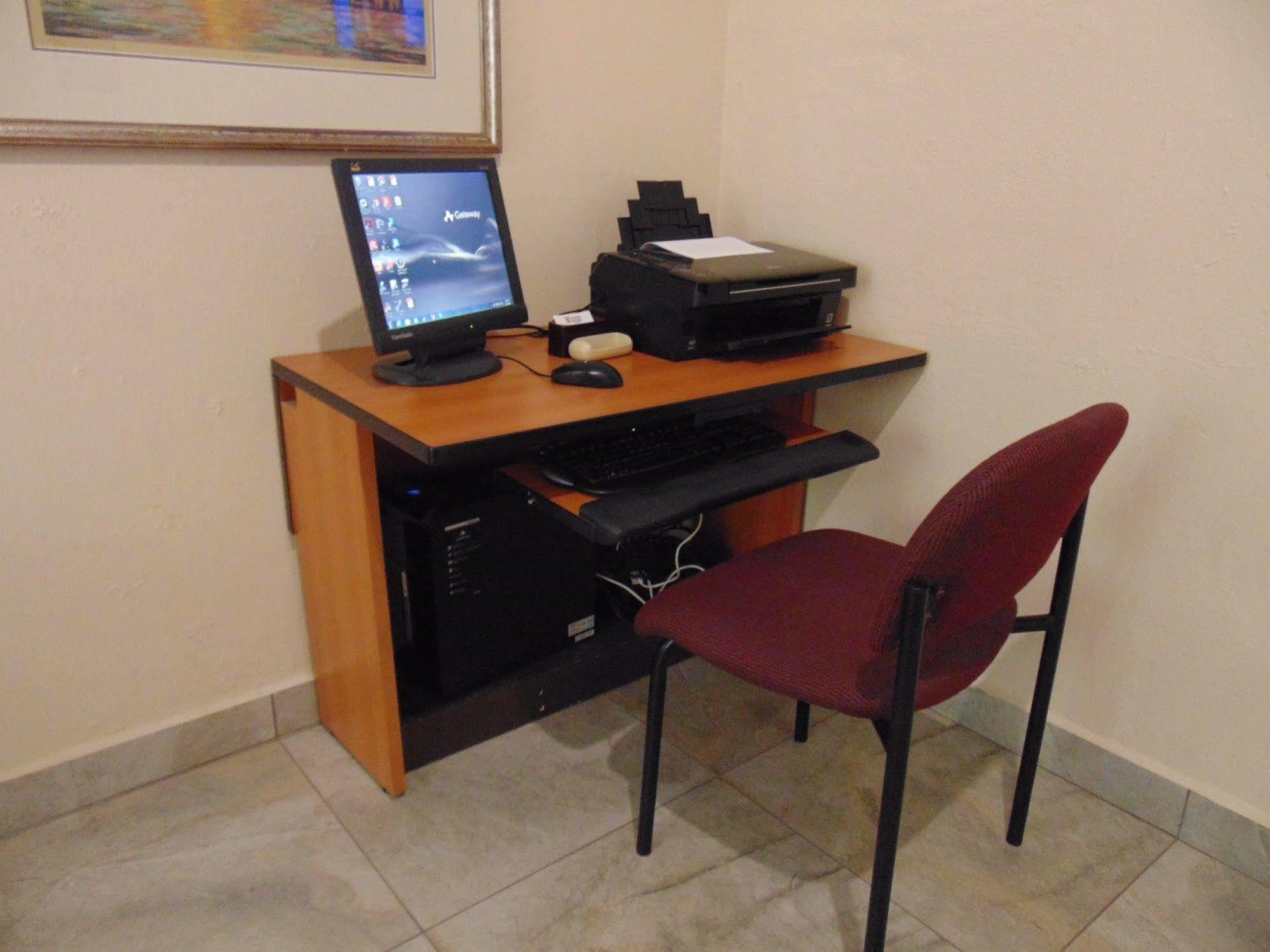 Canario Lagoon Hotel 3*