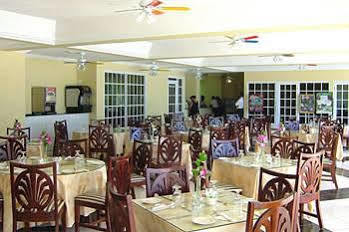 On The Hotel Ocho Rios