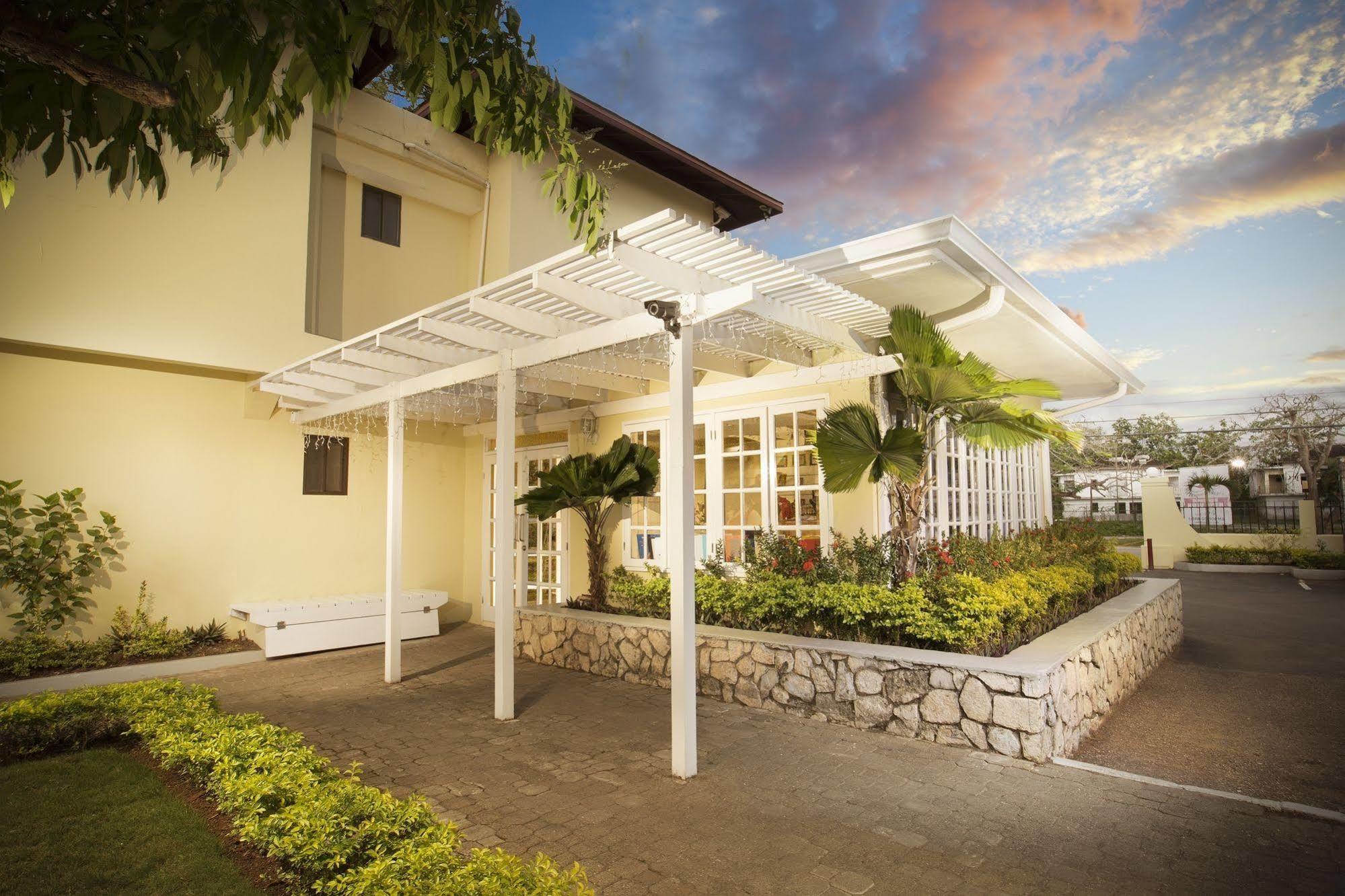 Rooms Negril