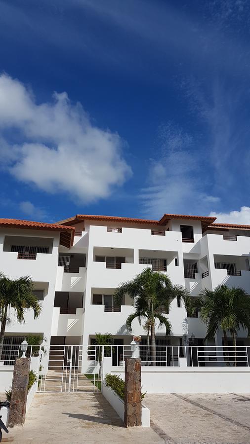 Vittoria House *