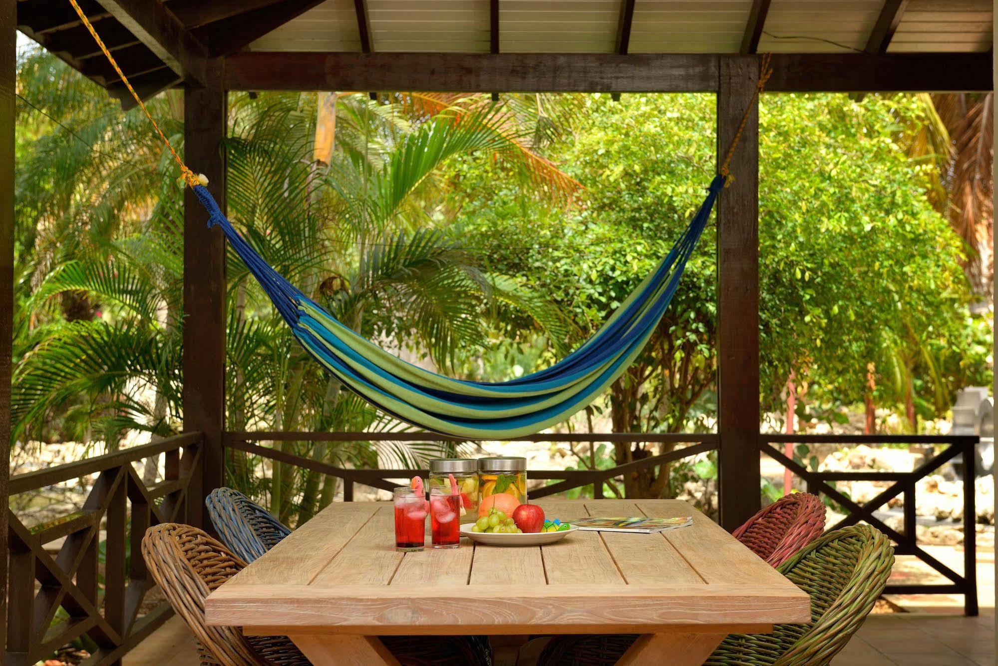 Captain Don's Habitat Hotel 3*