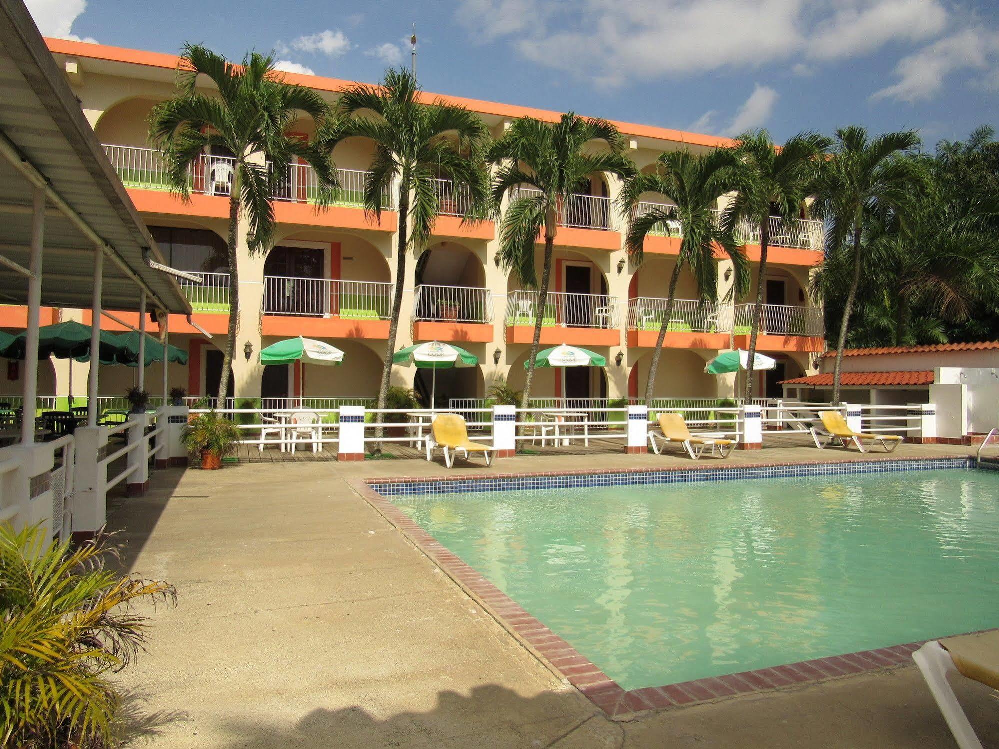 Perichi's Hotel 2*