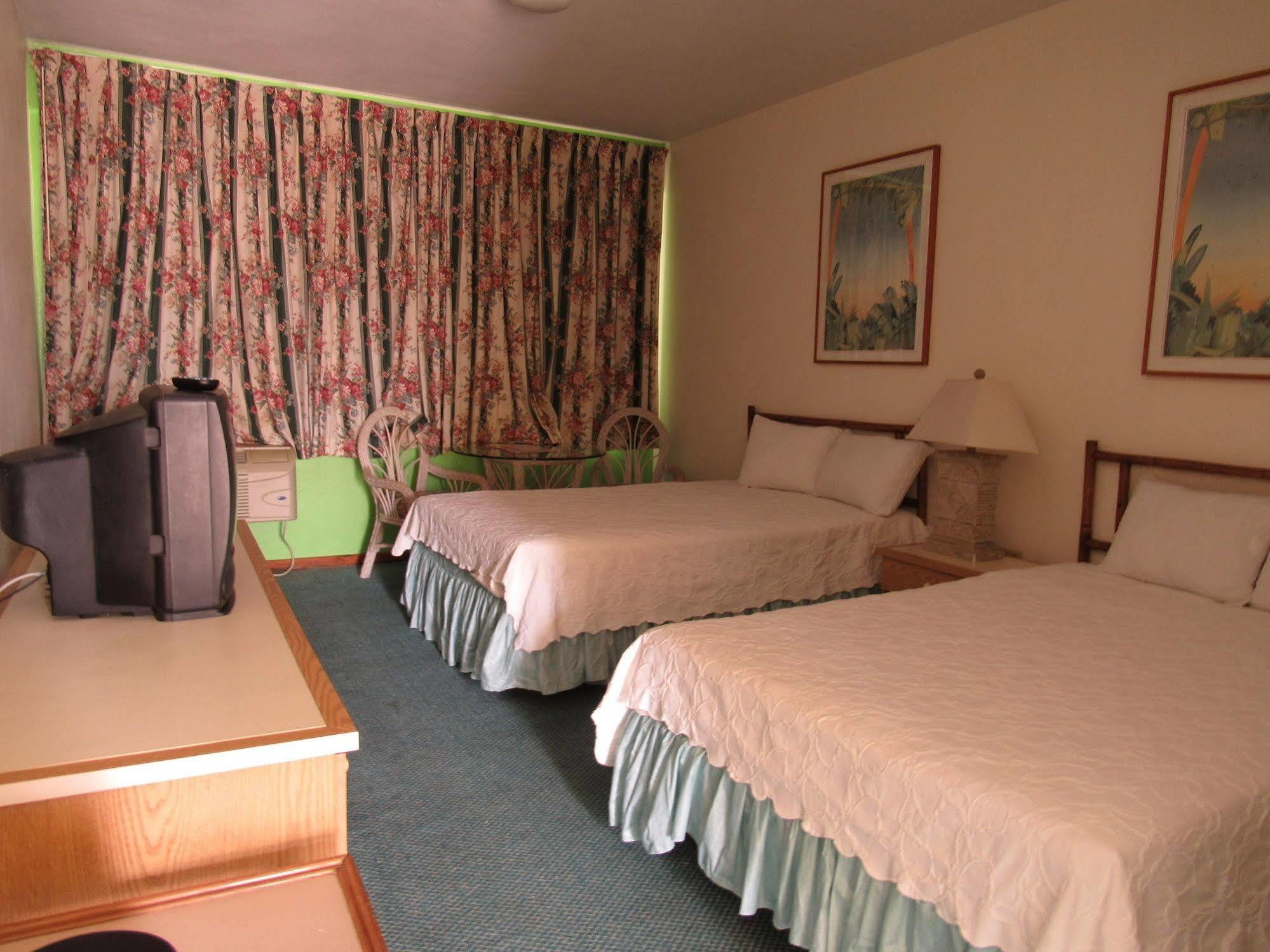 Perichi's Hotel Cabo Rojo