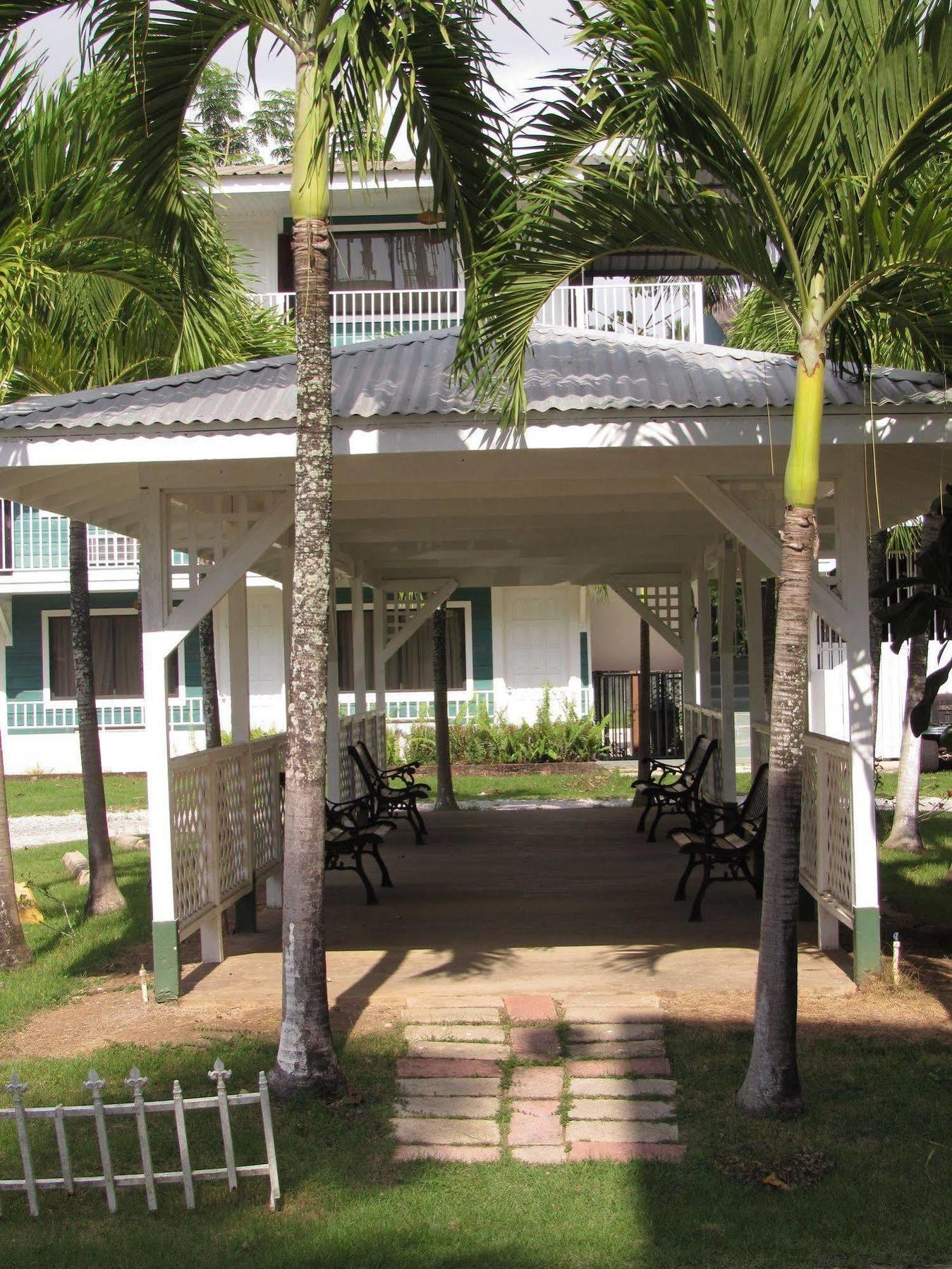 Perichi's Cabo Rojo
