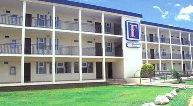 Faro And Conference Center