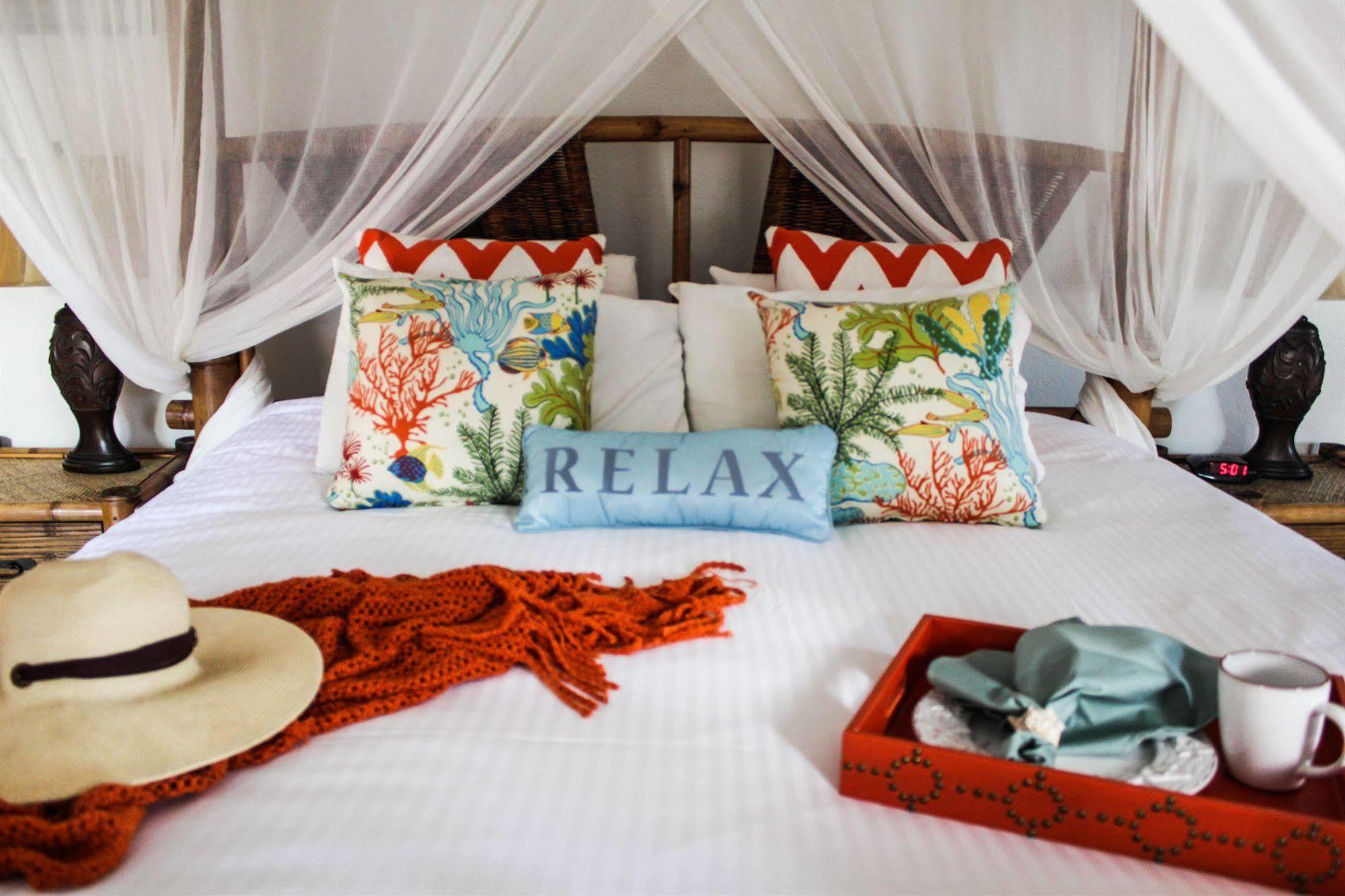 Hotel The 3*