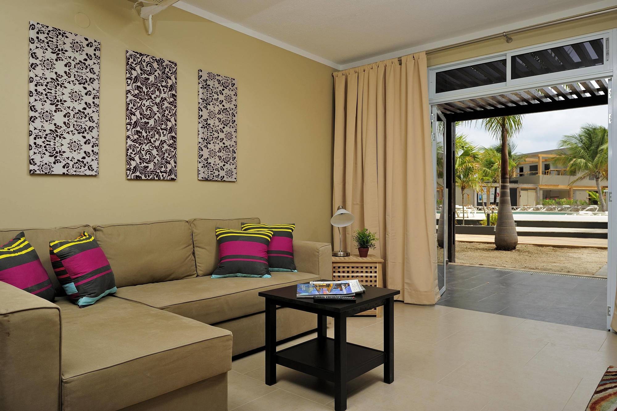Eden Beach - Bonaire Resort 3*