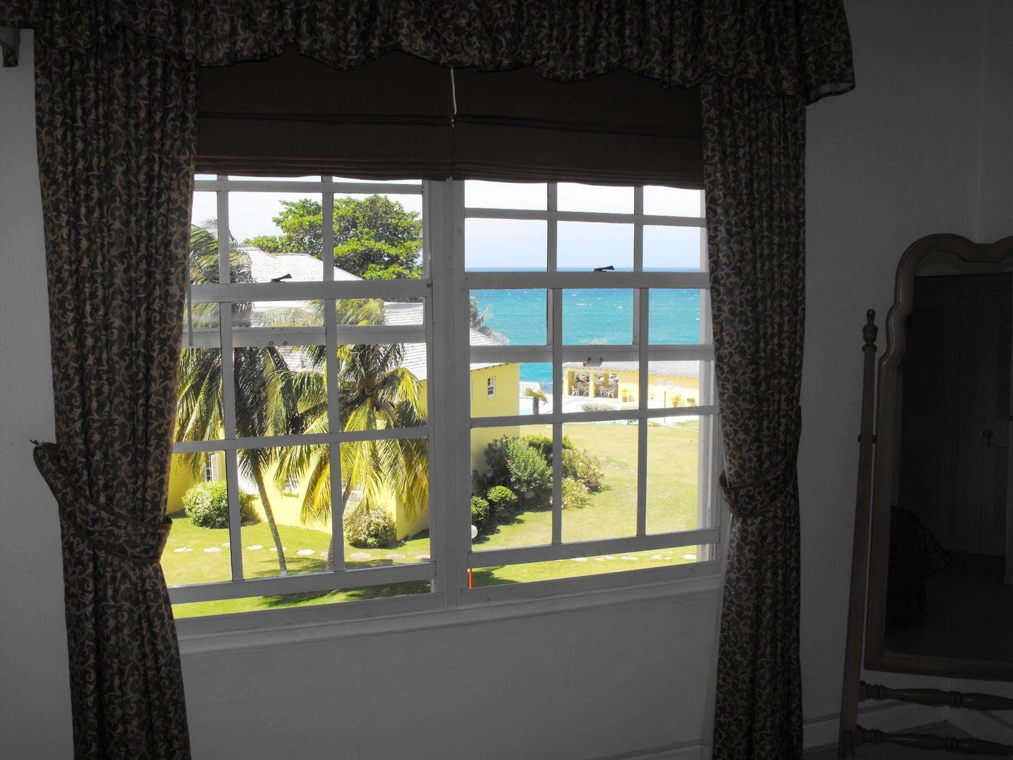 Sea Palms Hotel