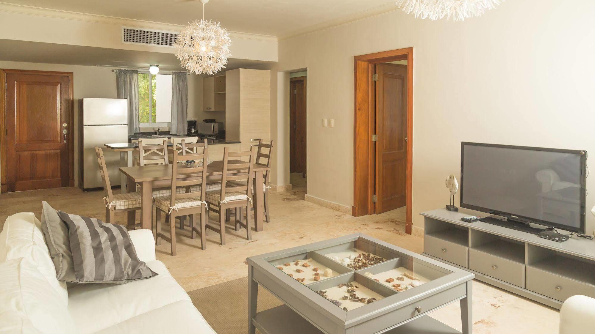 Playa Turquesa, Block A Apartment