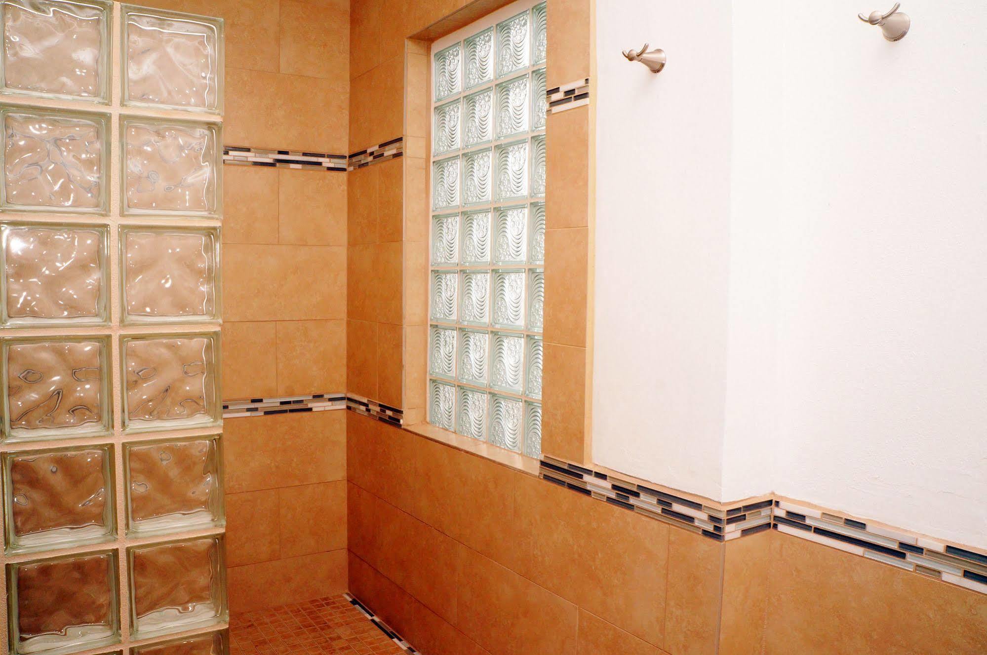 Bravo Hotel 3*
