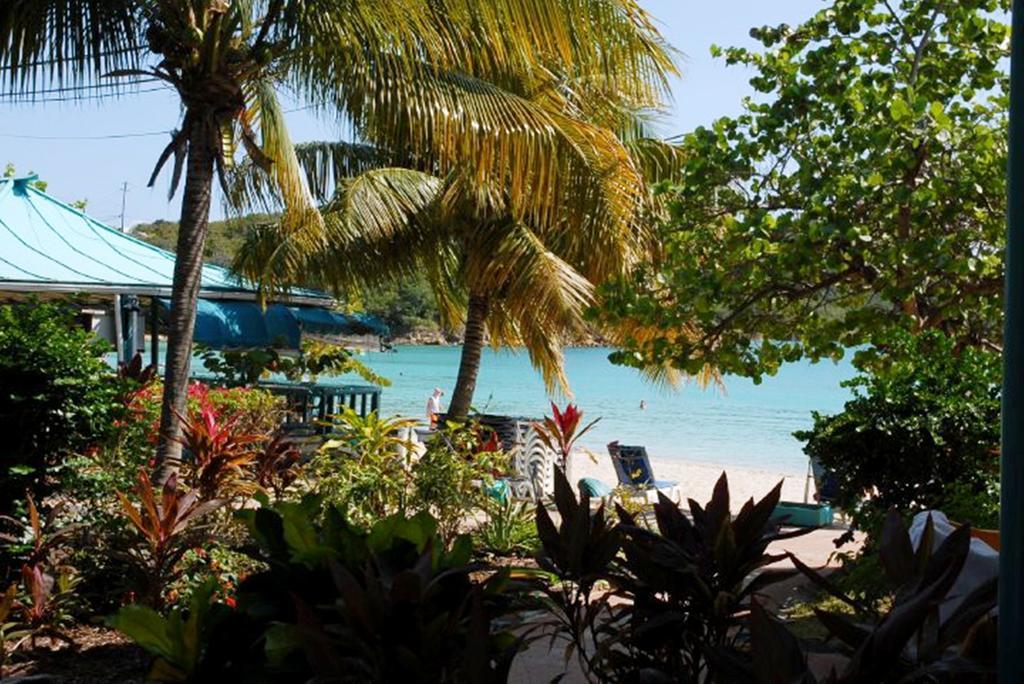 Hotel Island Beachcomber