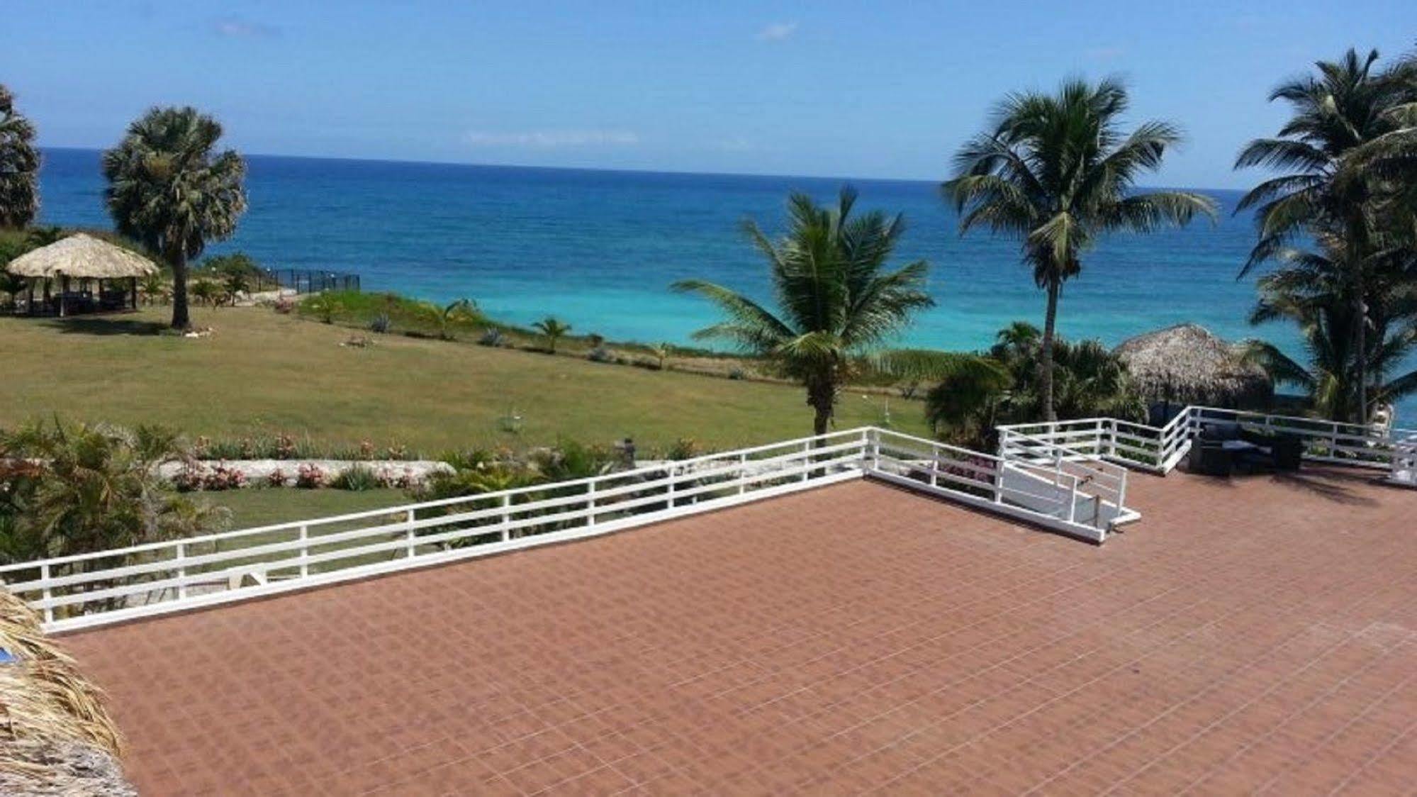 Hotel El Quemaito - Luxury Oceanfront Retreat