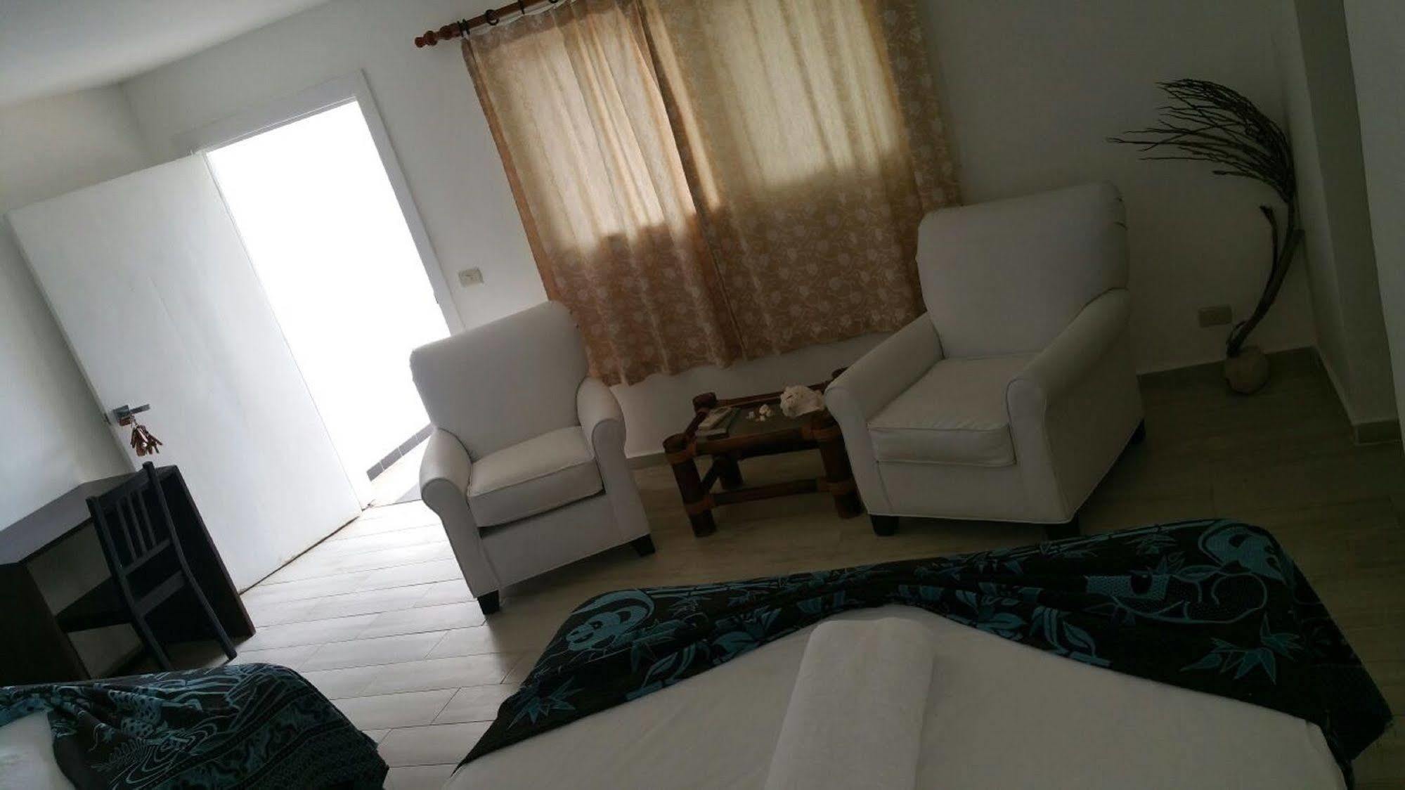 Hotel El Quemaito - Luxury Oceanfront Retreat Barahona