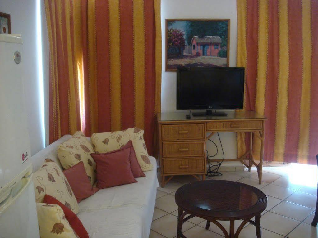 Hotel Neptuno Refugio