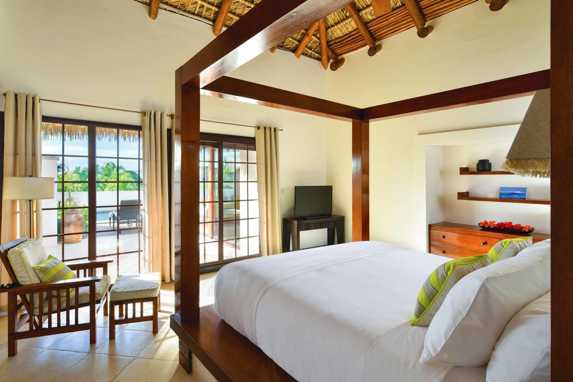Paradise Nevis