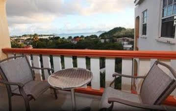 Hillside Hotel 3*