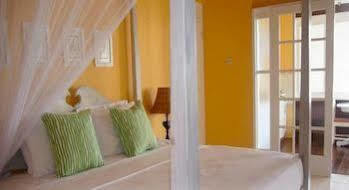 Sugarapple Aparthotel Saint Vincent