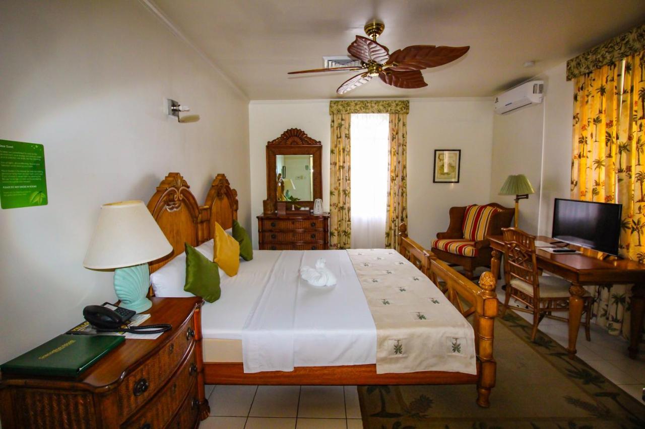 Grenadine House
