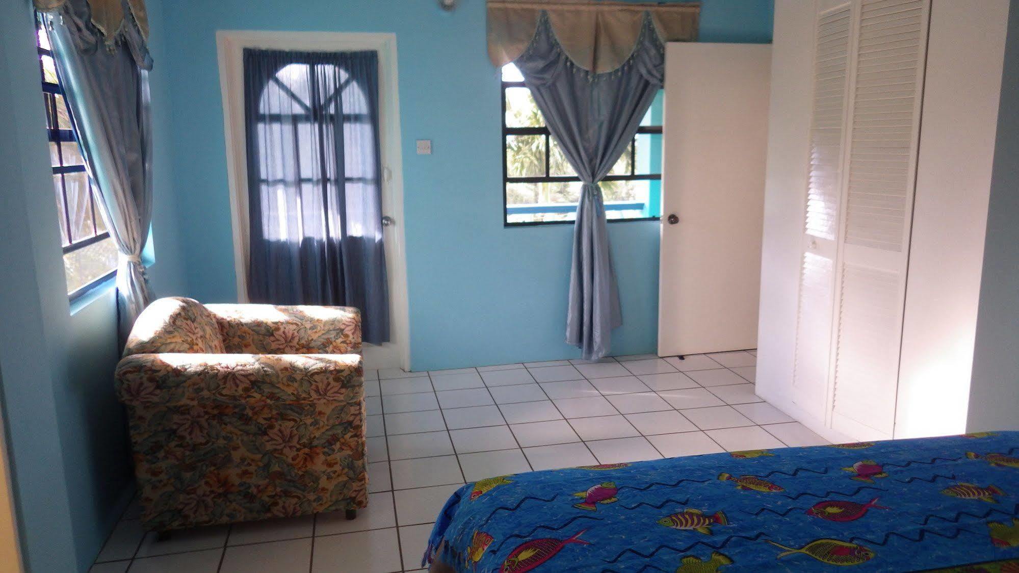 Harmony Hall Apartment *