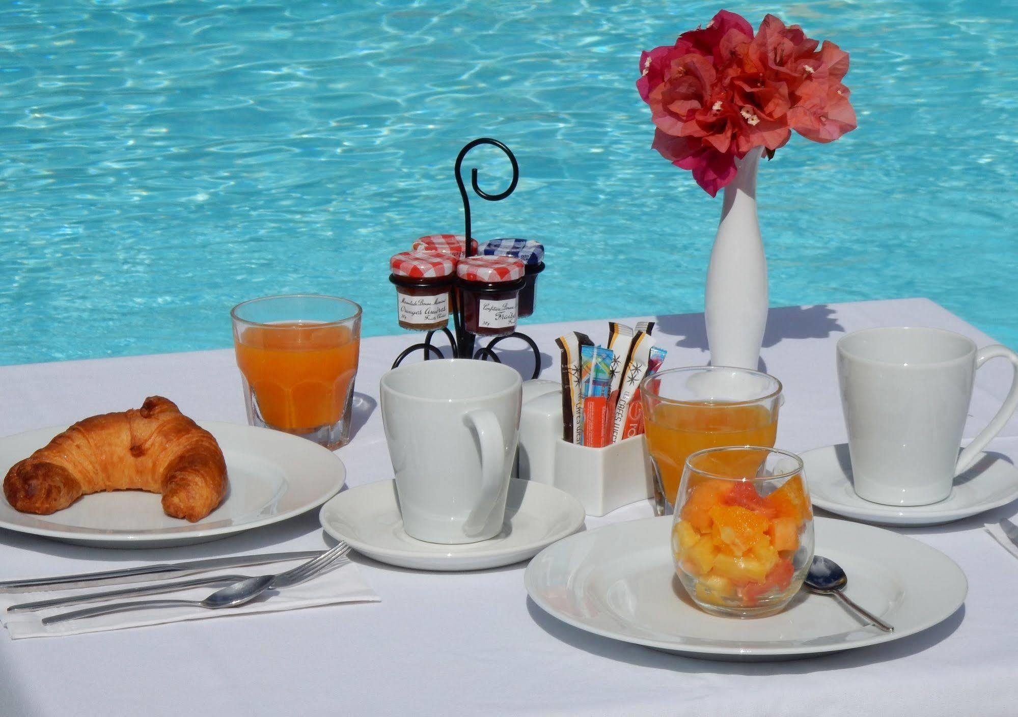 Hotel Palm Court Orient Bay