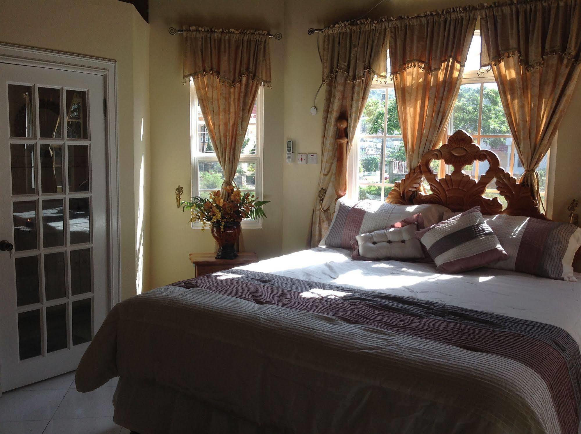 Cazwin Guest house